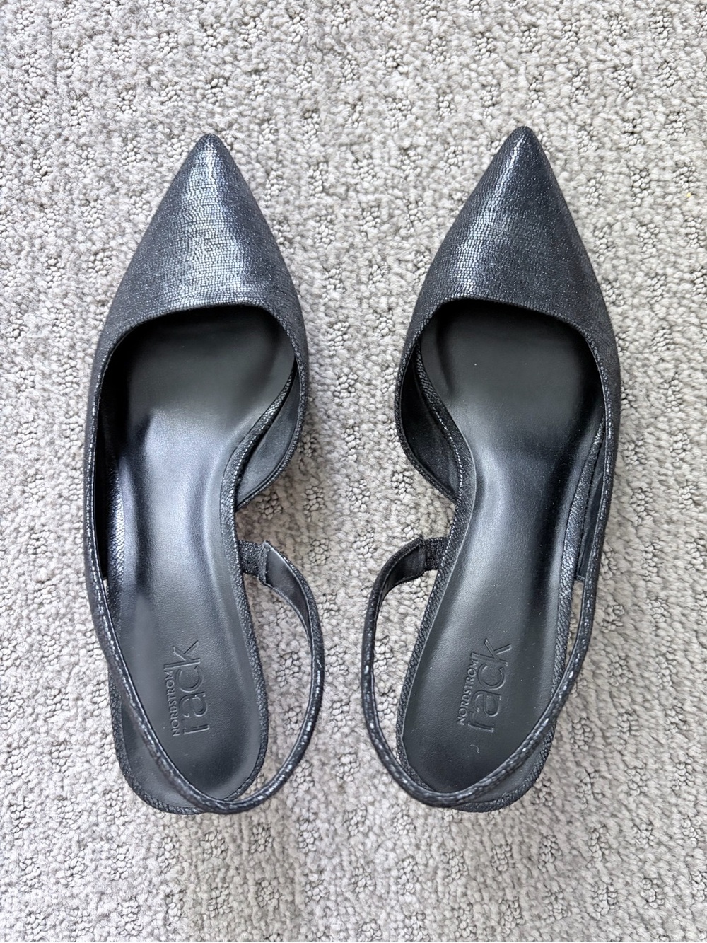 Nordstrom Rack Pointed Toe Kitten Heel Pumps - 7M